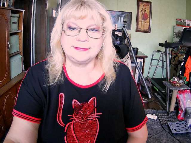 Live sex webcam photo for LOLA88888 #291948031