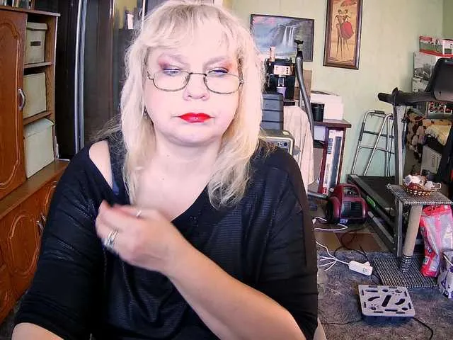 Live sex webcam photo for LOLA88888 #291961169