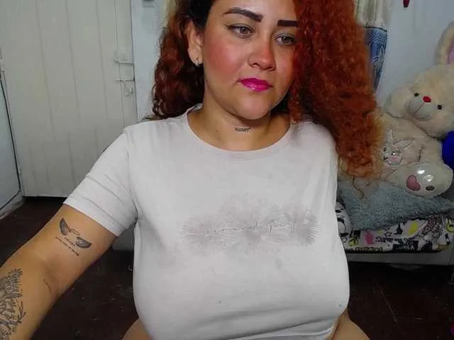 Live sex webcam photo for LOLYTABIGBOOBS #290682134