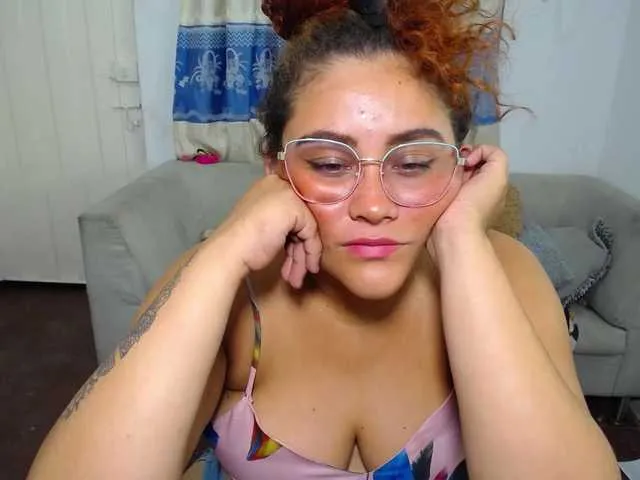 Live sex webcam photo for LOLYTABIGBOOBS #290784969