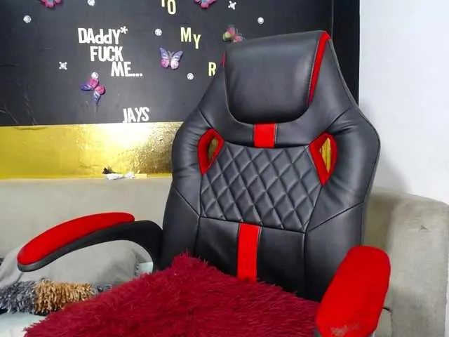 Live sex webcam photo for LOLYTABIGBOOBS #291258771