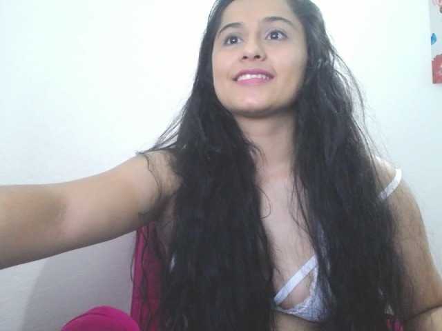 Live sex webcam photo for LOVINGDOLLXX #271742044