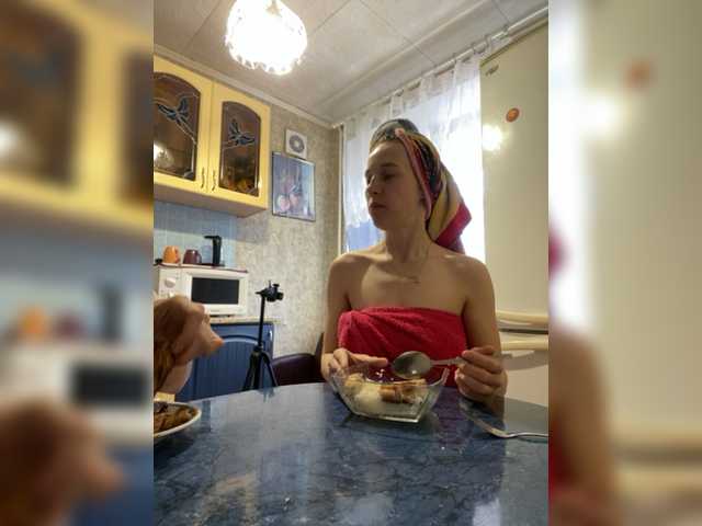 Live sex webcam photo for LUBIMKI #277636996