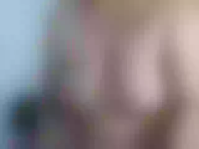Live sex webcam photo for LUCY-FERRE1IR #273220836