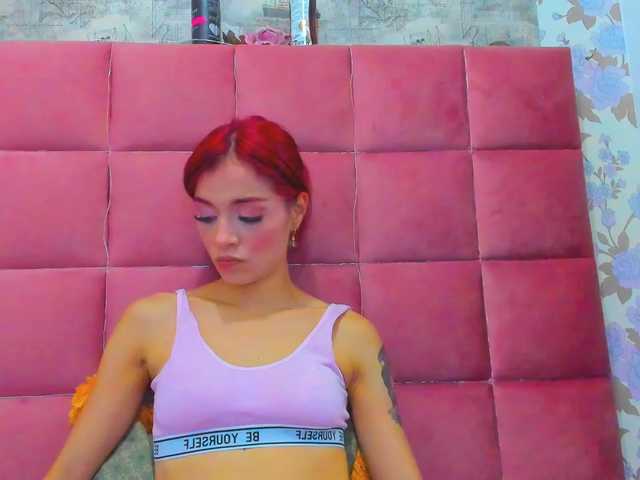 Live sex webcam photo for LUCYMILLER #290532771