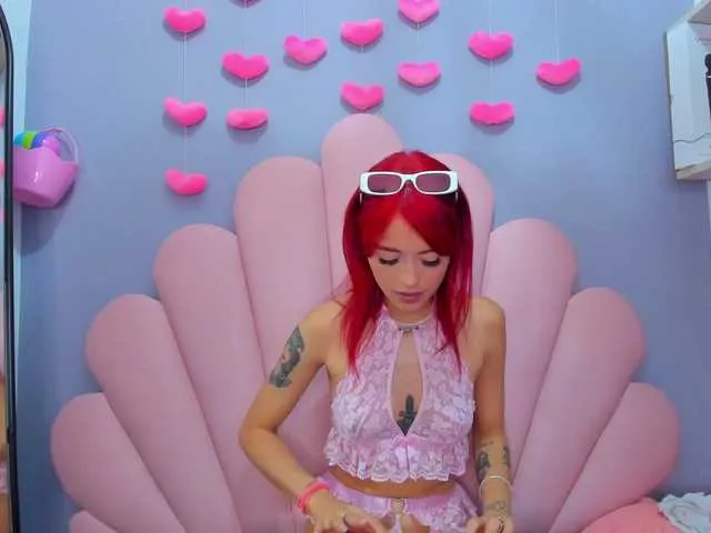 Live sex webcam photo for LUCYMILLER #291006275