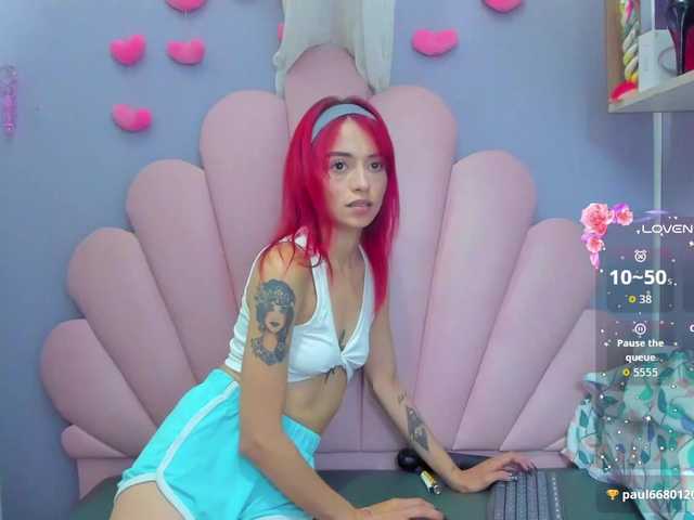 Live sex webcam photo for LUCYMILLER #291992596