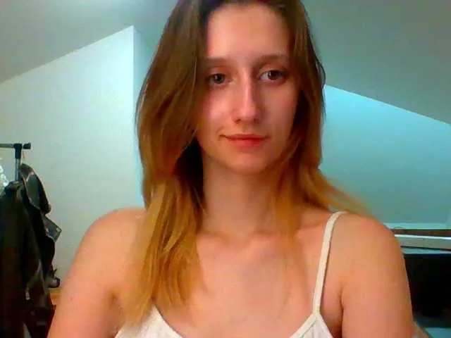Live sex webcam photo for LUNAdream #290697249
