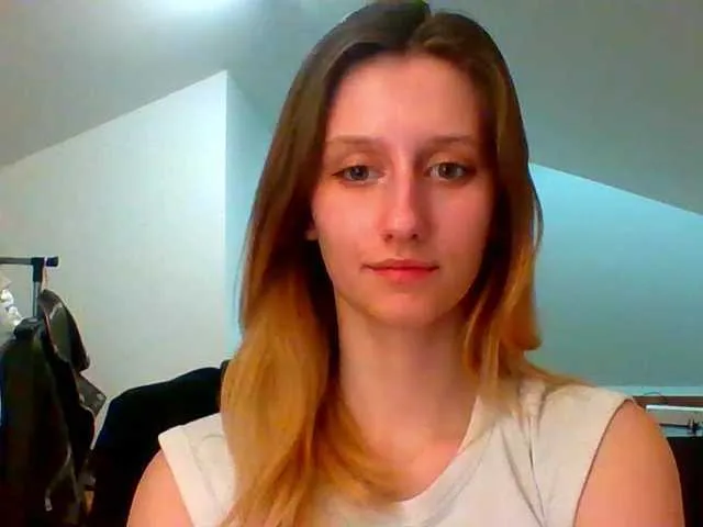 Live sex webcam photo for LUNAdream #290711836