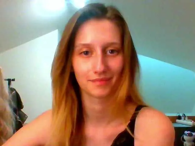 Live sex webcam photo for LUNAdream #290807704