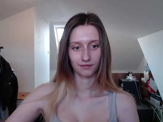 Live sex webcam photo for LUNAdream #291099122