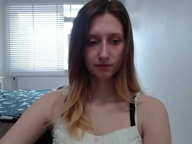 Live sex webcam photo for LUNAdream #291177241