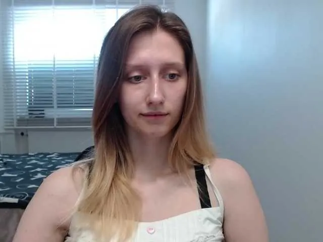 Live sex webcam photo for LUNAdream #291178560