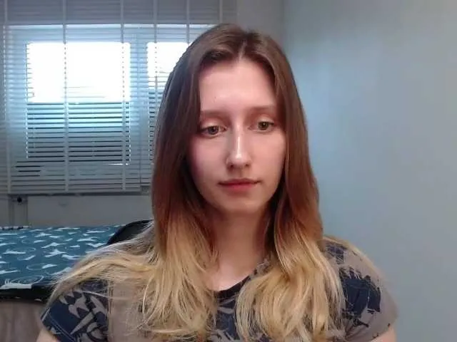 Live sex webcam photo for LUNAdream #291205761