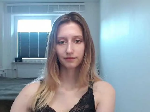 Live sex webcam photo for LUNAdream #291285369