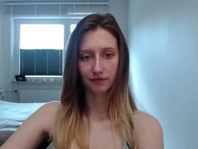 Live sex webcam photo for LUNAdream #291330144