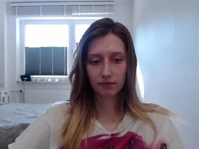 Live sex webcam photo for LUNAdream #291337041