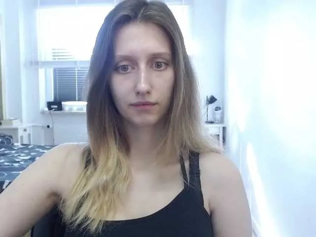 Live sex webcam photo for LUNAdream #291369498