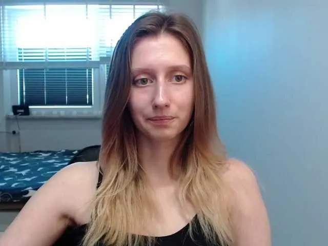 Live sex webcam photo for LUNAdream #291370844