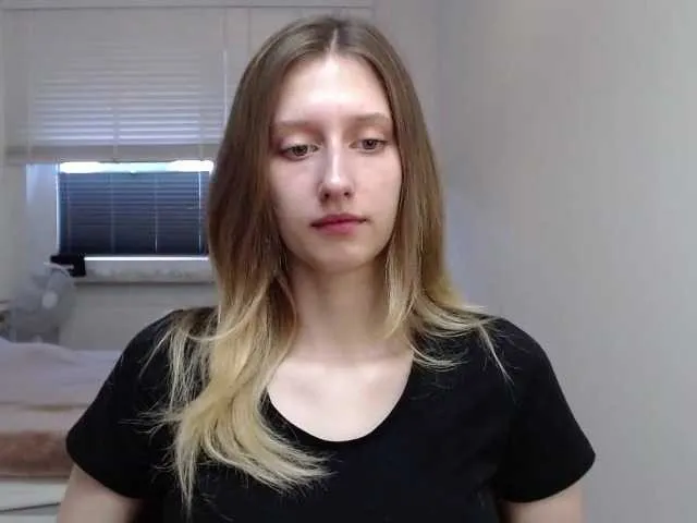 Live sex webcam photo for LUNAdream #291613481