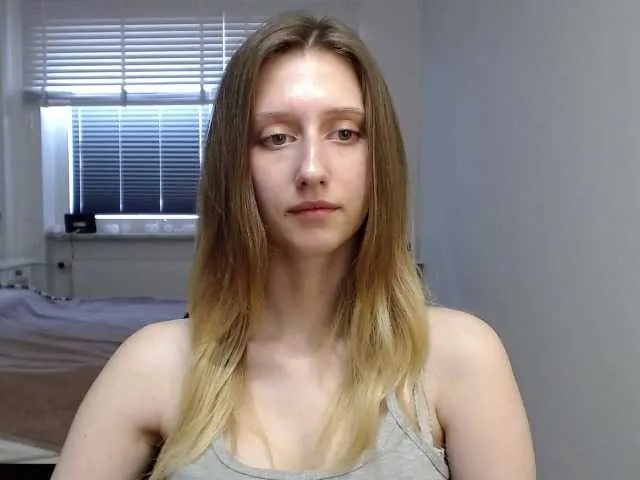 Live sex webcam photo for LUNAdream #291641156