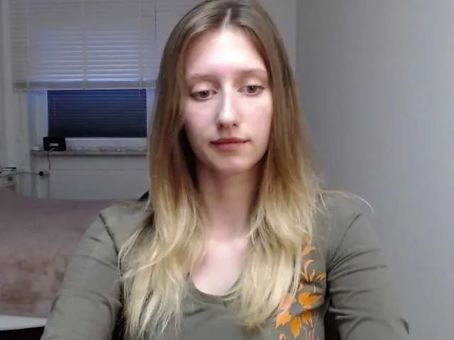Live sex webcam photo for LUNAdream #291695703