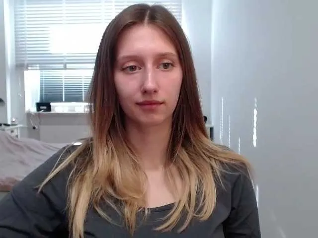 Live sex webcam photo for LUNAdream #291705898