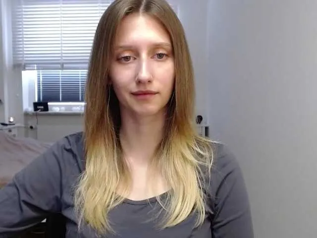 Live sex webcam photo for LUNAdream #291707184