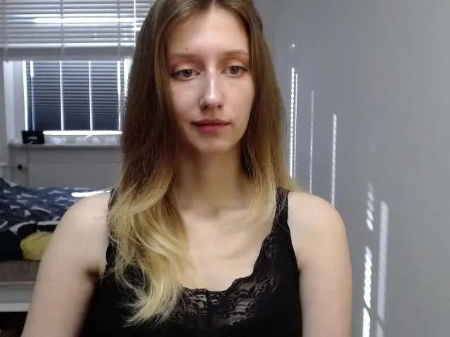 Live sex webcam photo for LUNAdream #291828942
