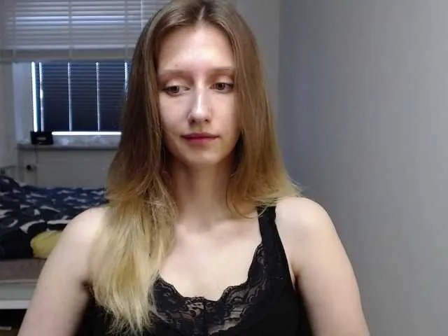 Live sex webcam photo for LUNAdream #291830673