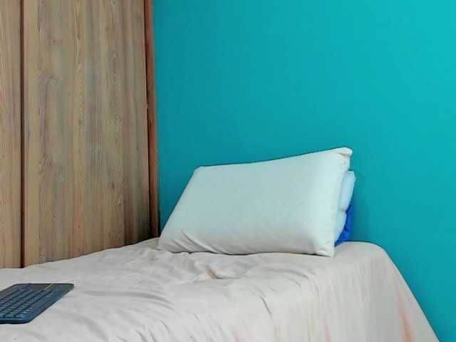 Live sex webcam photo for La-Rosa-Coque #276227677