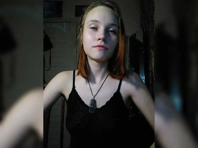 Live sex webcam photo for LaSnail #272360369