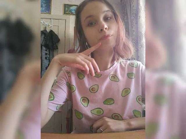 Live sex webcam photo for LaSnail #272486656