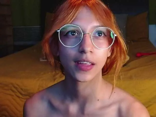 Live sex webcam photo for Laazulyy #274551997