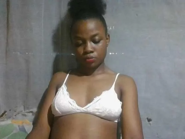 Live sex webcam photo for Labella204 #290155478