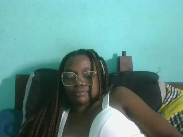 Live sex webcam photo for Labella204 #290975554
