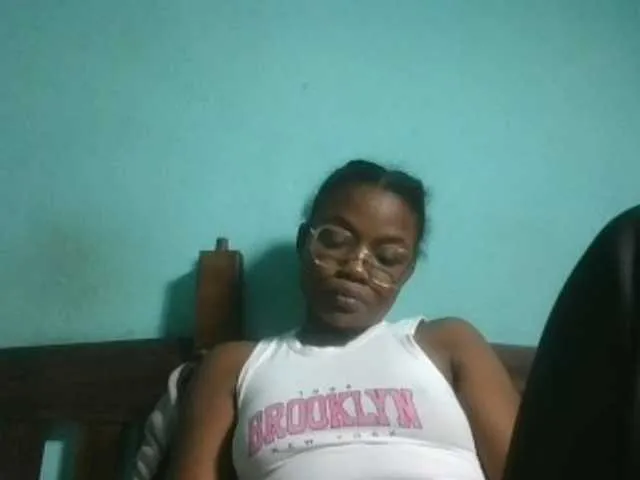 Live sex webcam photo for Labella204 #291117158
