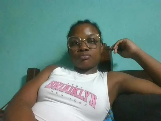 Live sex webcam photo for Labella204 #291184423
