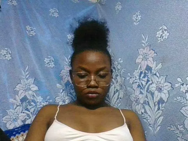 Live sex webcam photo for Labella204 #291360712