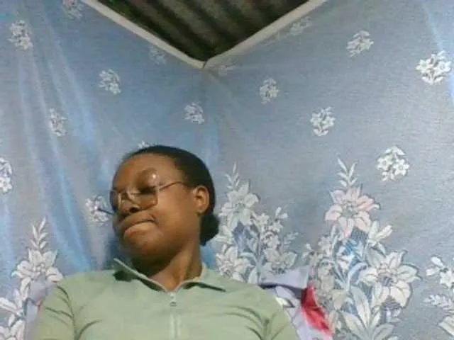 Live sex webcam photo for Labella204 #291603578