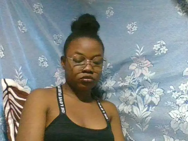 Live sex webcam photo for Labella204 #291627483