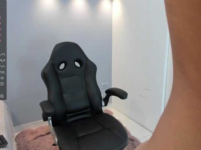 Live sex webcam photo for Labrikaa #276356040