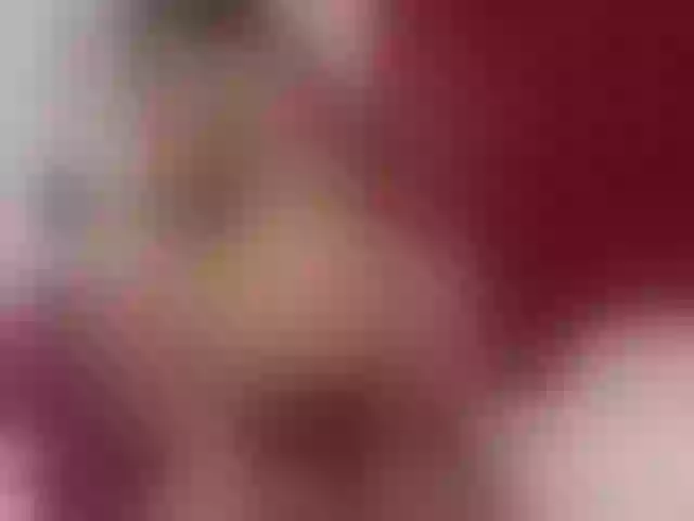 Live sex webcam photo for Lacolorina #277105528
