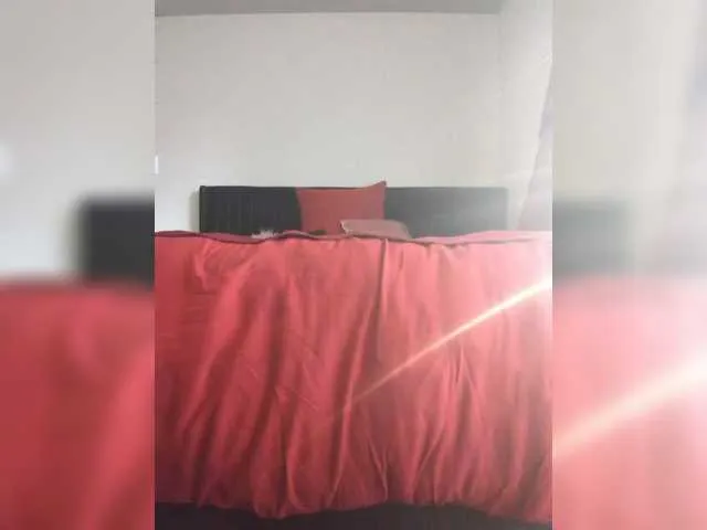 Live sex webcam photo for LacyPink #278283407