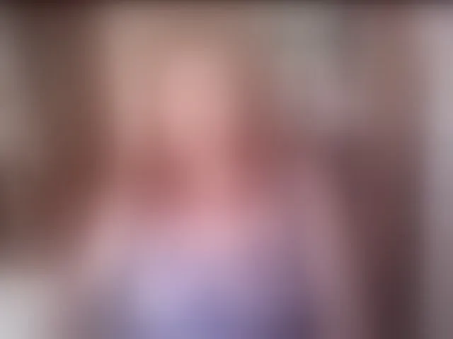 Live sex webcam photo for LadaMay #294017942