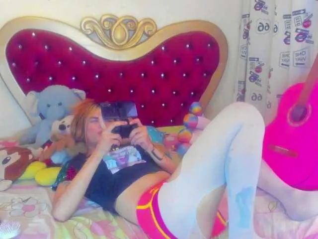 Live sex webcam photo for Laddy-D #274333807