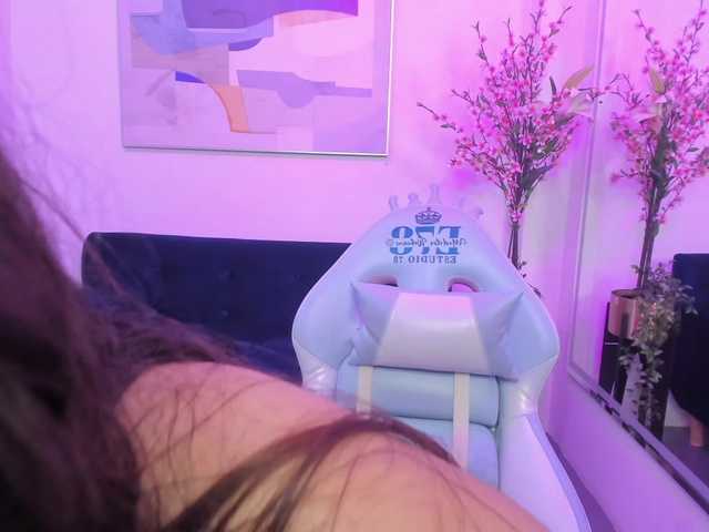 Live sex webcam photo for Laddy-boobs #290171311