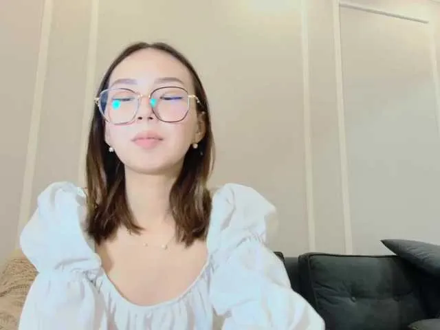 Live sex webcam photo for LaddyLuckk #276457359
