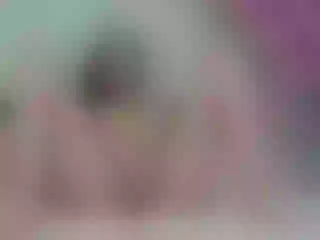 Live sex webcam photo for LaddyLuckk #276890541