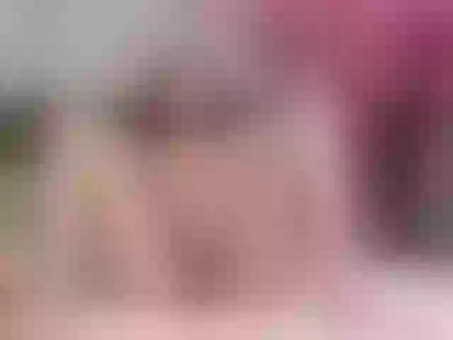 Live sex webcam photo for LaddyLuckk #276960306